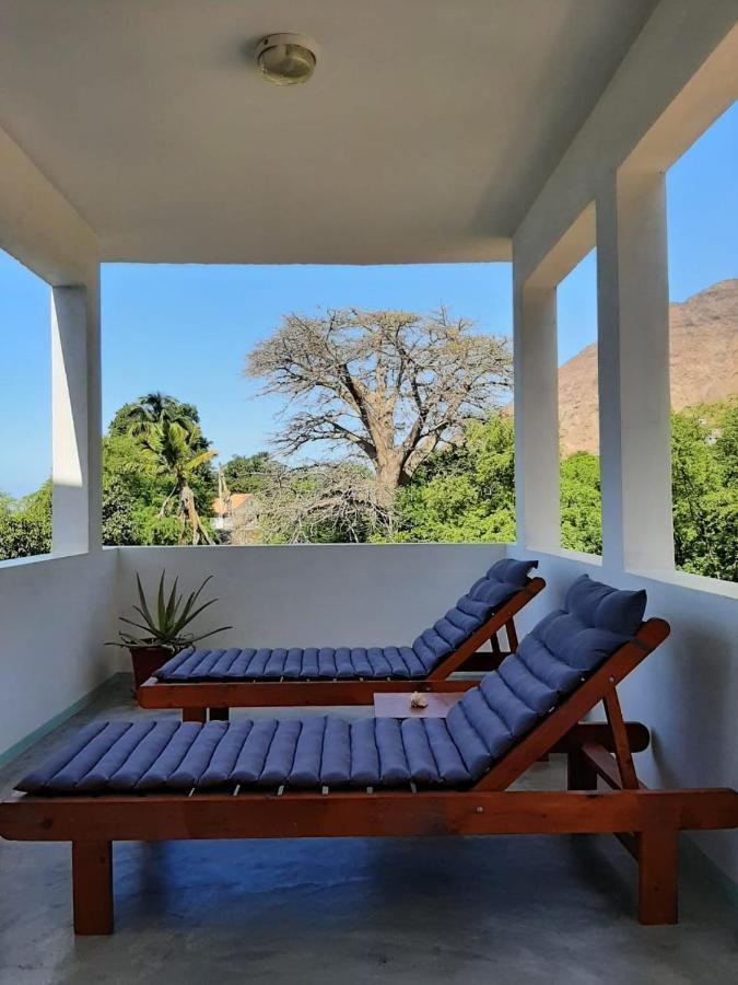 Bed and Breakfast Casa Baobab Seladinha Экстерьер фото